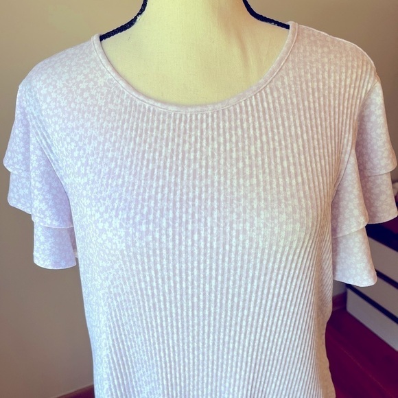 Adrianna Papell Women’s Lavender and White Pleated Floral Design Blouse Size M - Picture 1 of 7